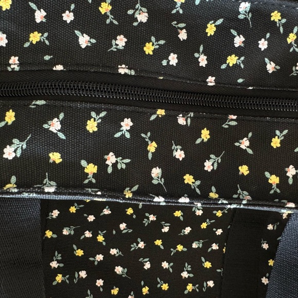 Pink by VS Large tote - Picture 6 of 15